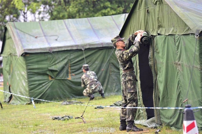 金台军用充气大型帐篷